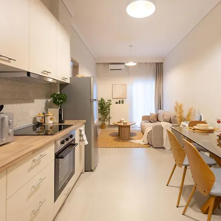 Apartment Cozy In Thesloniki